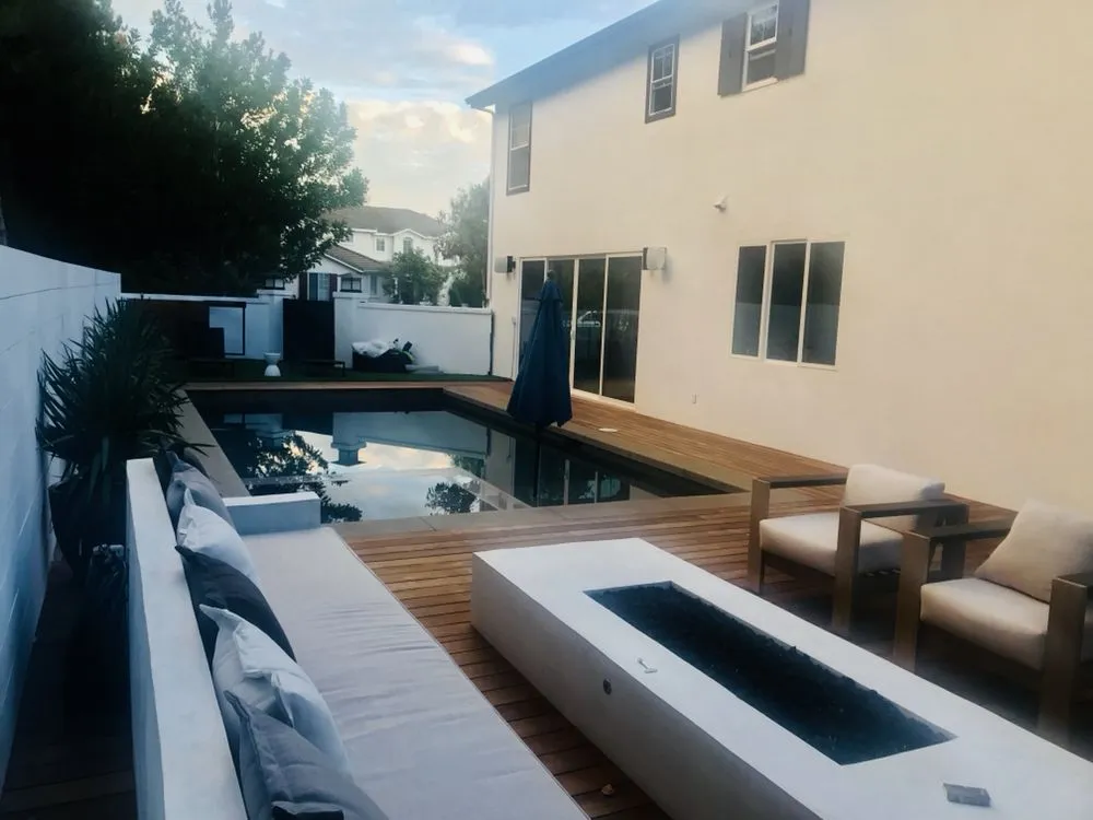 Local chain link fencing service in Pasadena, CA - LA Decks