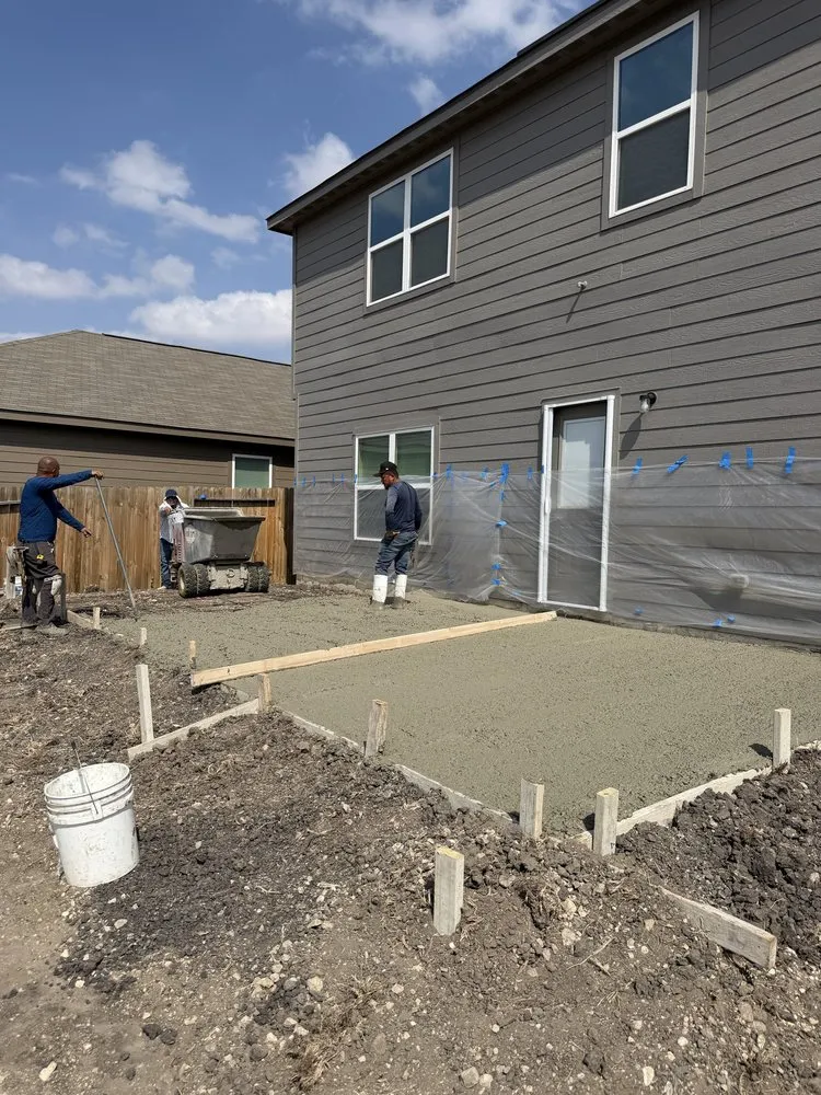 Expert privacy fencing service in Von Ormy, TX - La Roca92