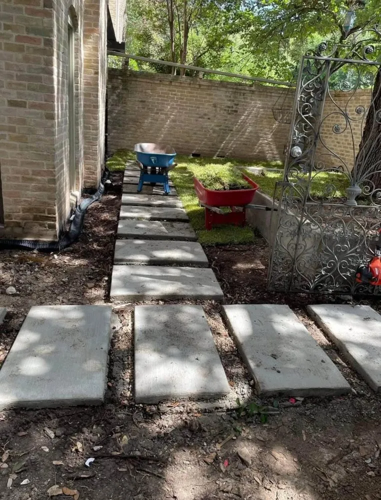Expert fence installation service in Von Ormy, TX - La Roca92