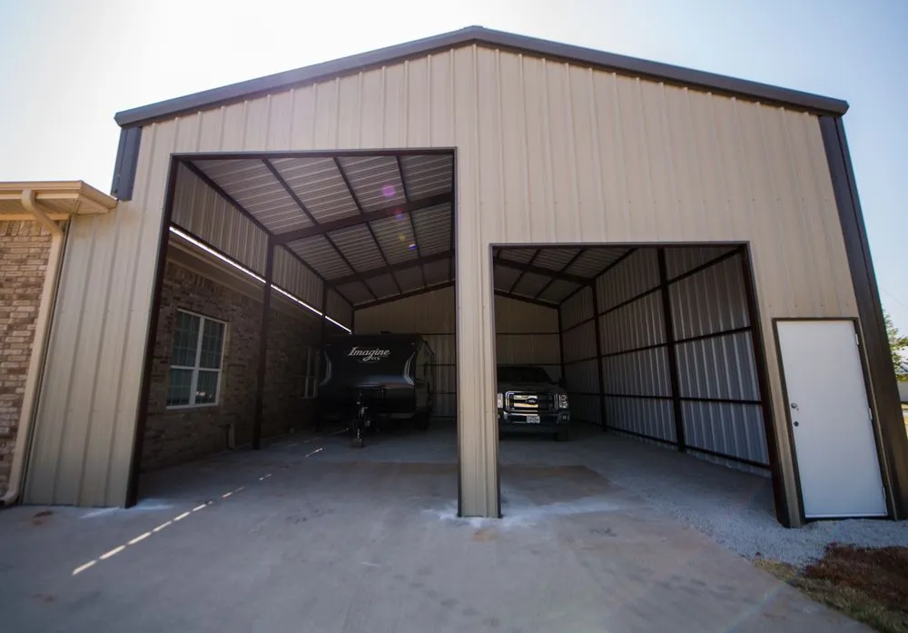 Affordable vinyl fence installation service in Boyd, TX - Lamance Construction