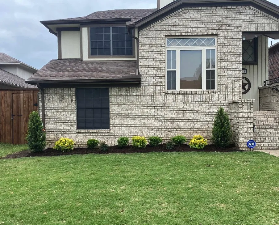 Top-rated vinyl fence installation in Rowlett, TX by LL Contracting