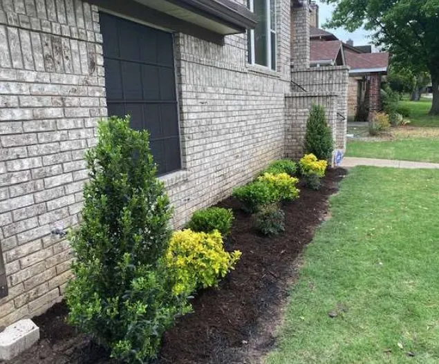 Quality chain link fencing in Rowlett, TX by LL Contracting
