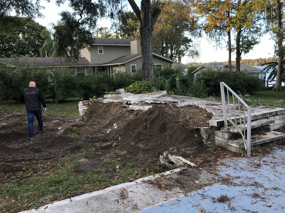 Reliable privacy fencing experts serving Reddick, FL - L&L Services