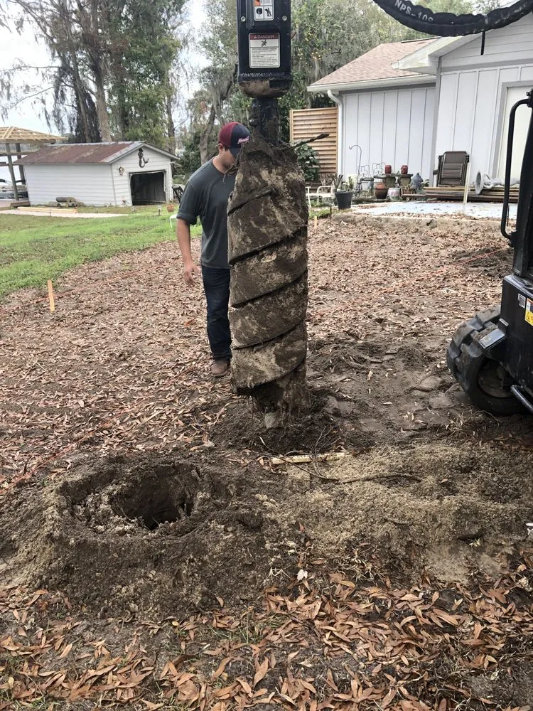 Local privacy fencing experts serving Reddick, FL - L&L Services