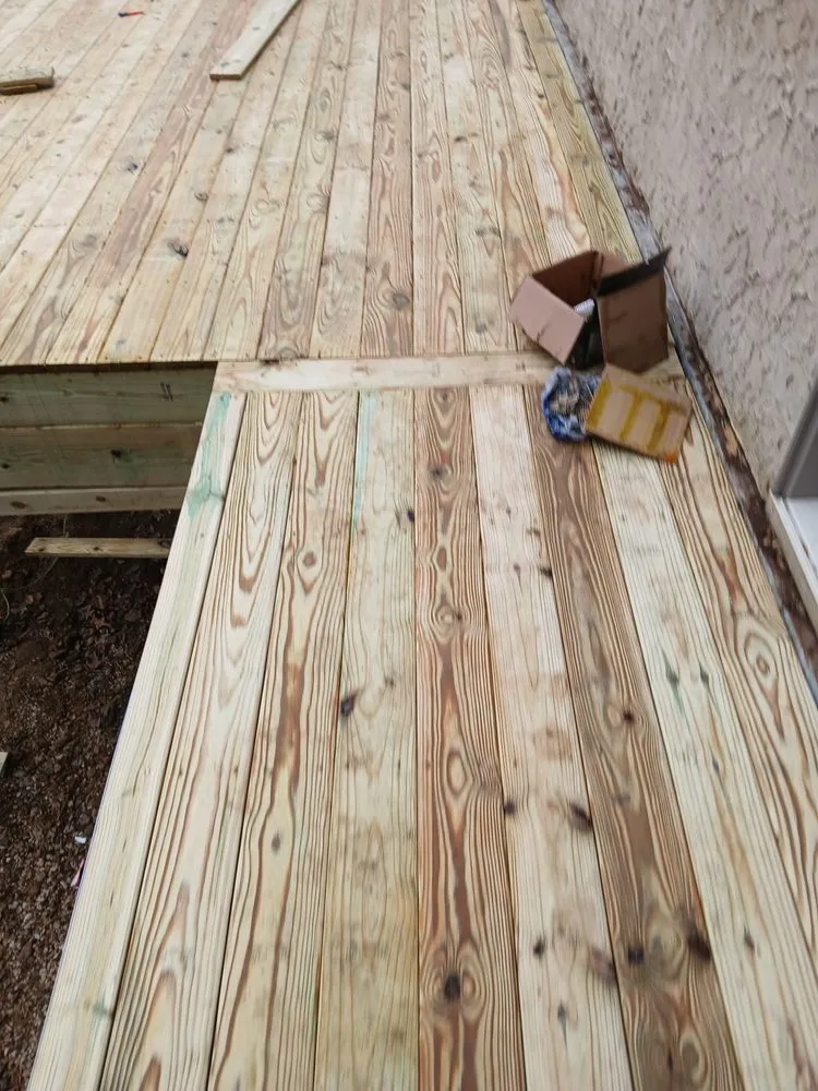 Top-rated fence repair experts serving Erwin, TN - Logan Lance Construction