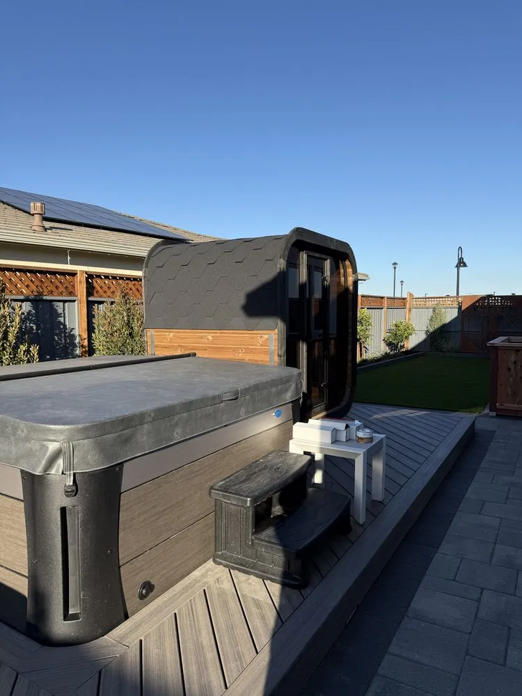 Quality fence installation experts serving Modesto, CA - Lone River Constrution