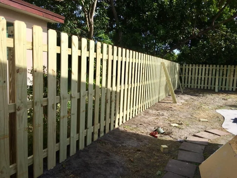 Local chain link fencing service in Eustis, FL - L&R Construction