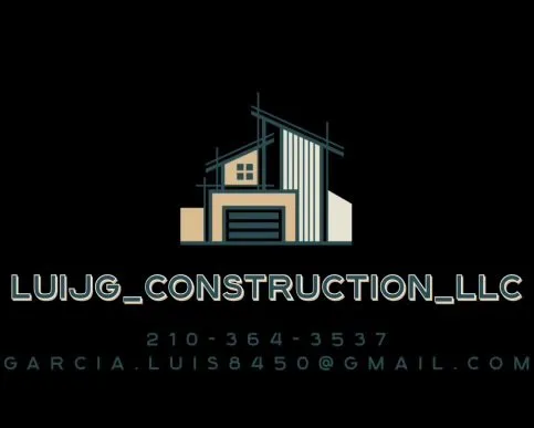 Professional chain link fencing for homes in Lytle, TX by Luijg Construction