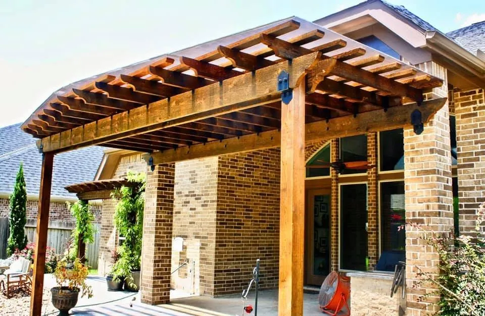 Trusted wood fence service service in Spring, TX - Luxscape