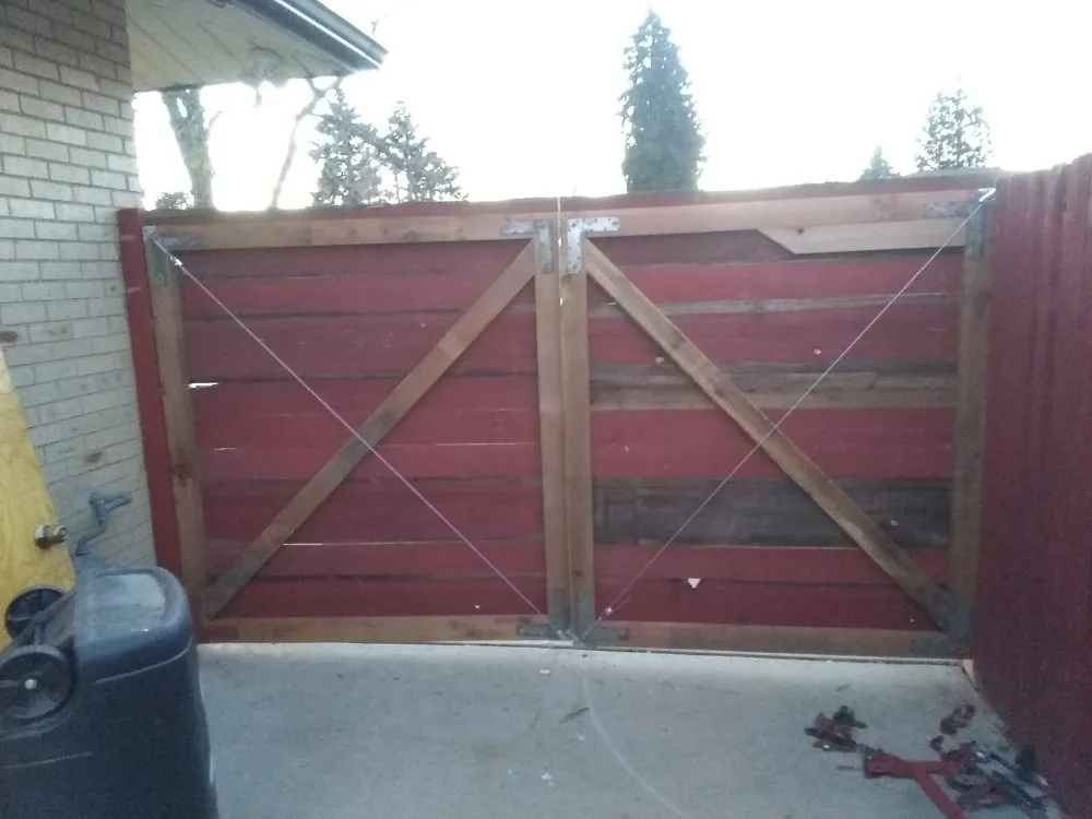Trusted chain link fencing for homes in Edgewater, CO by Mack Construction