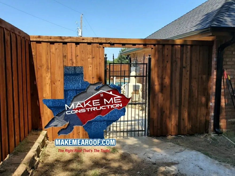 Expert vinyl fence installation in Ft. Worth, TX by Make Me Construction