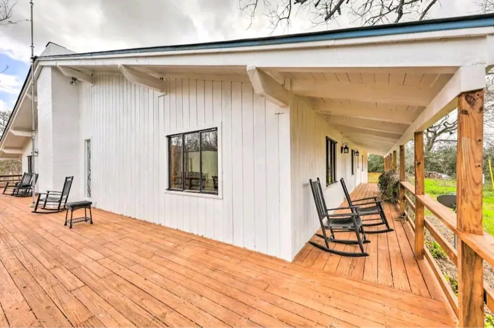 Top-rated privacy fencing in Austin, TX by Master Deck