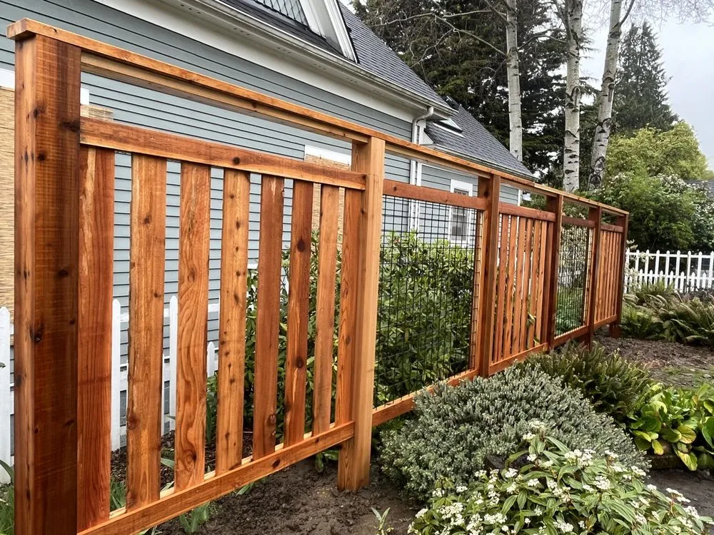 Trusted fence repair service in Seattle, WA - Matt Soderback Construction