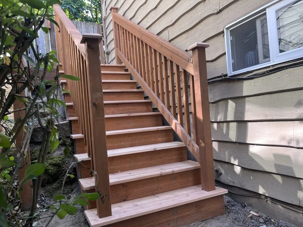 Professional privacy fencing experts serving Seattle, WA - Matt Soderback Construction