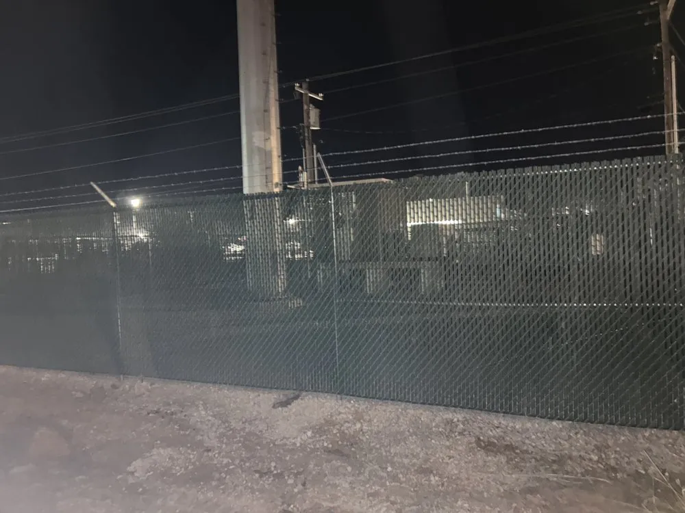 Reliable vinyl fence installation for homes in Wellston, OK by Matthews Developments
