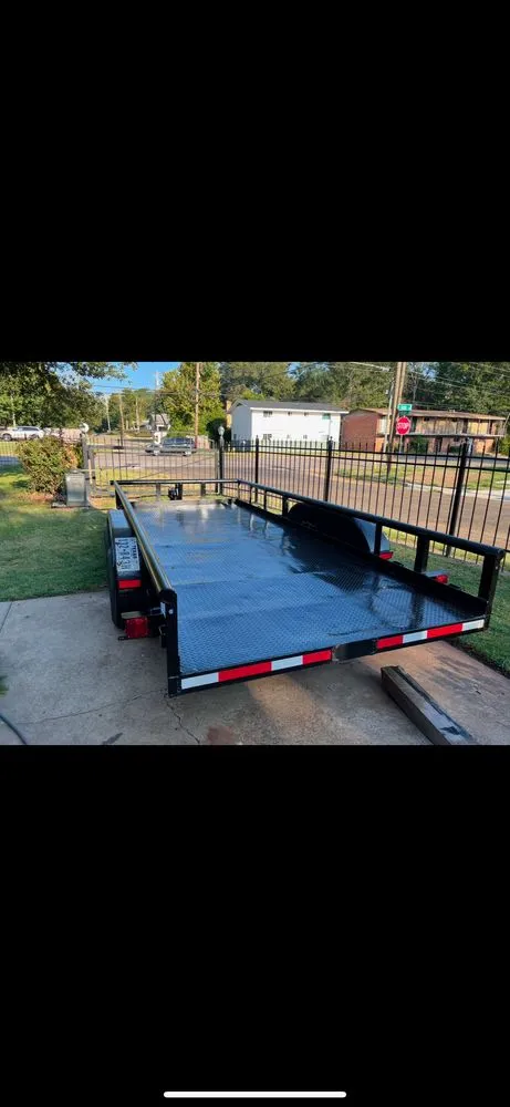 Professional vinyl fence installation for homes in Longview, TX by MC Construction & Services