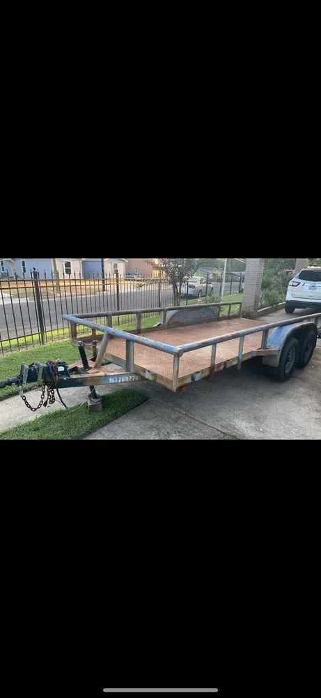 Expert privacy fencing for homes in Longview, TX by MC Construction & Services