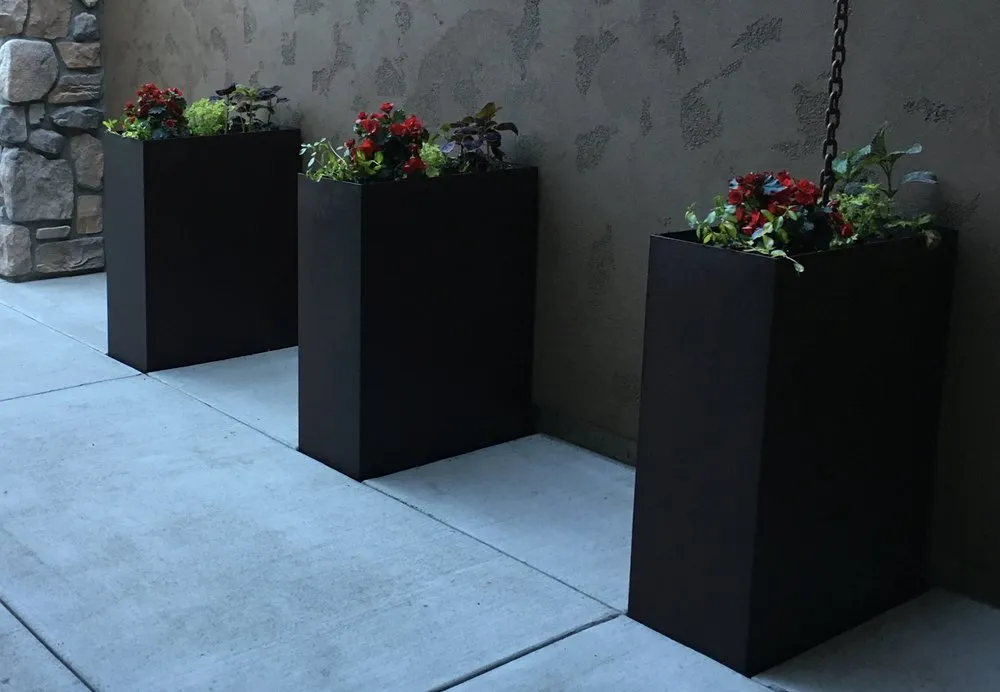 Expert vinyl fence installation in Bozeman, MT by MC2