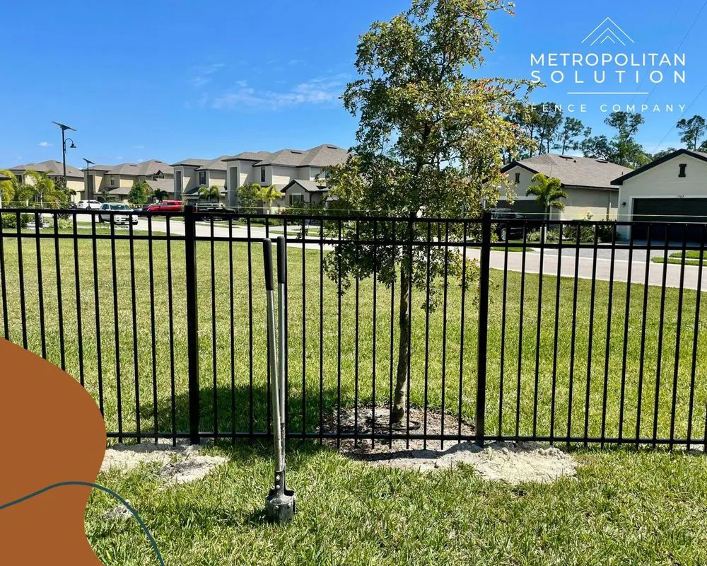 Reliable privacy fencing service in Katy, TX - Metropolitan Solution