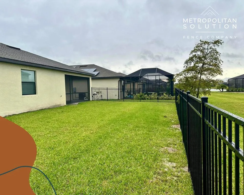 Quality privacy fencing in Katy, TX by Metropolitan Solution