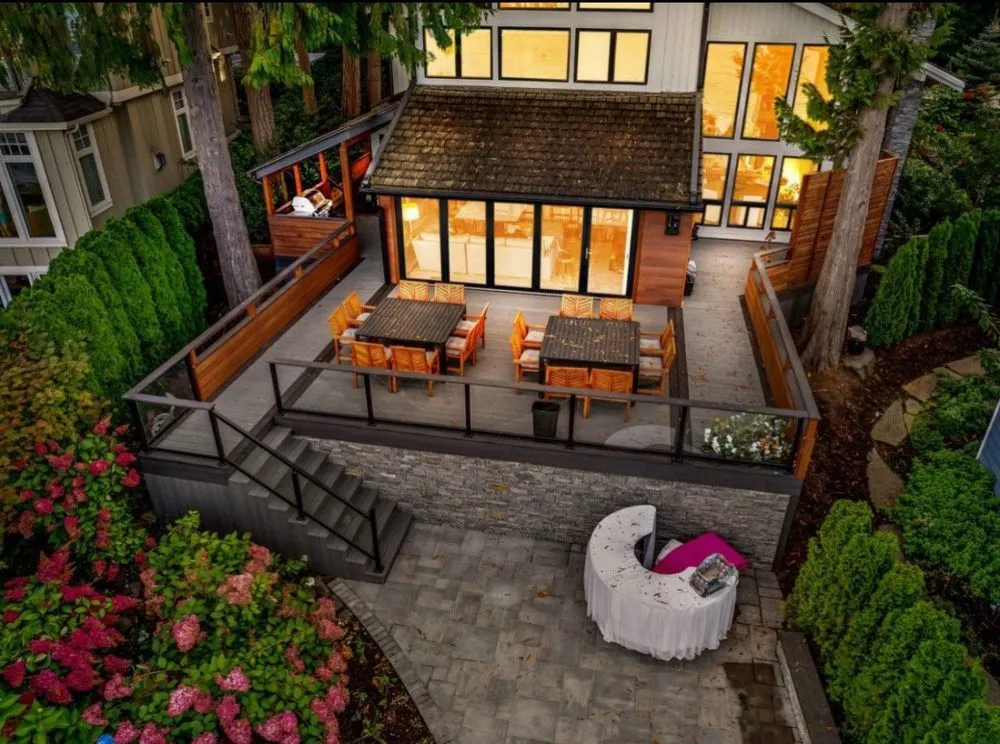 Expert wood fence service experts serving Edmonds, WA - Mill Decking