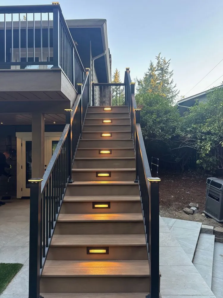 Top-rated privacy fencing for homes in Edmonds, WA by Mill Decking