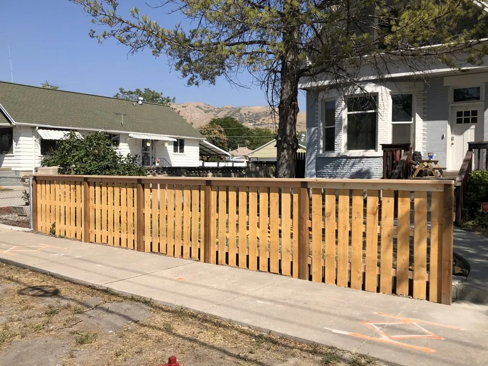 Top-rated fence installation experts serving Centerville, UT - Moana Services
