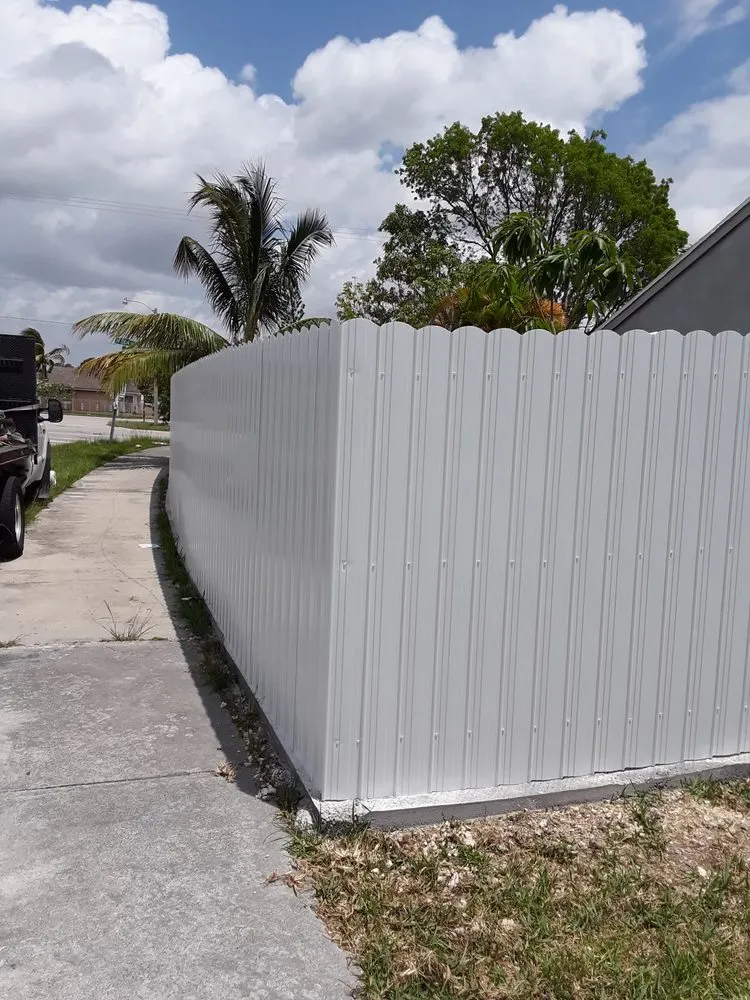 Local fence installation in Hialeah, FL by Morejon Installer