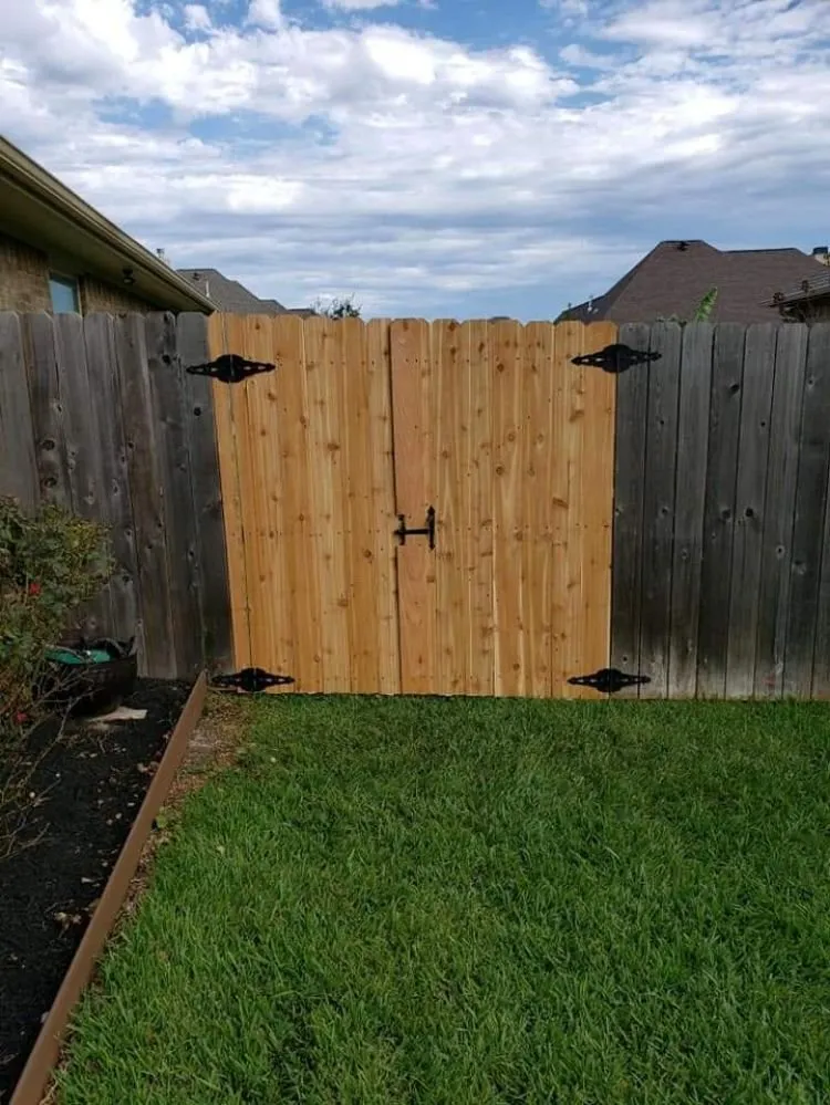 Top-rated fence repair for homes in Bryan, TX by Mr. Fix It