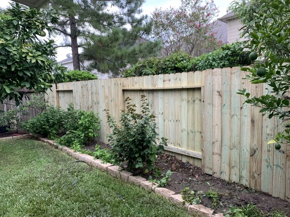 Trusted fence repair in Richmond, TX by MT Services