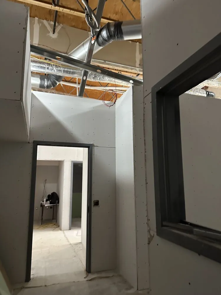 Local wood fence service for homes in Everett, WA by MTZ Drywall