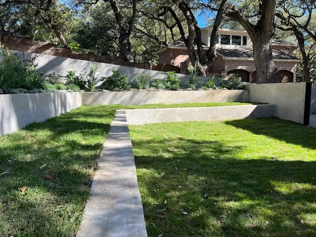 Local vinyl fence installation for homes in Austin, TX by Native Frontier