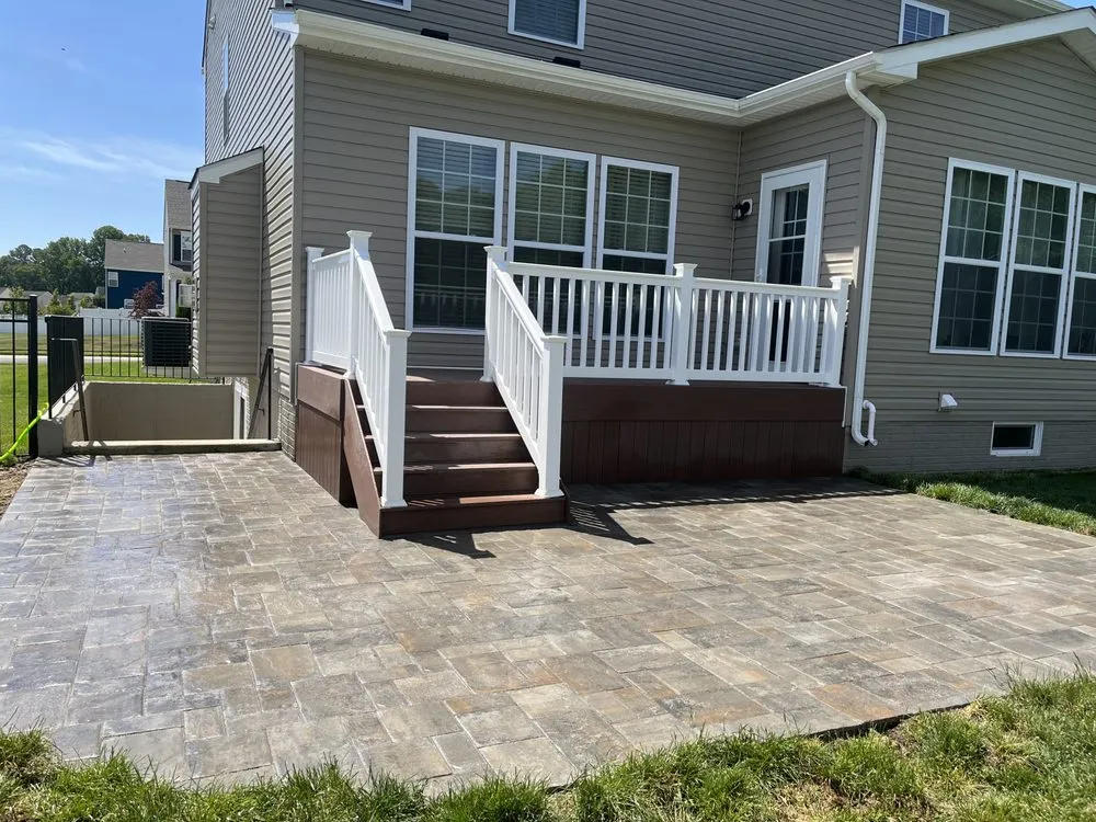 Expert vinyl fence installation experts serving Dover, DE - Next Step Services