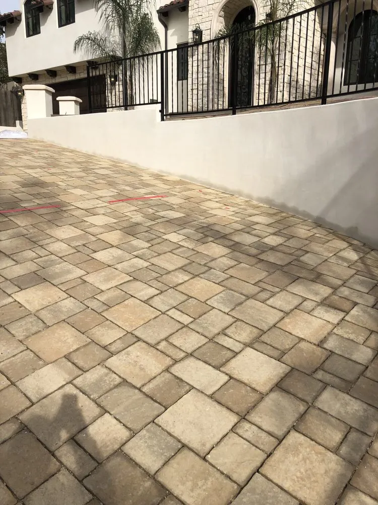 Reliable fence repair for homes in Norco, CA by Nikcon