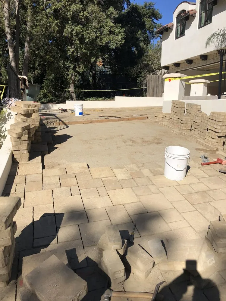 Professional vinyl fence installation service in Norco, CA - Nikcon