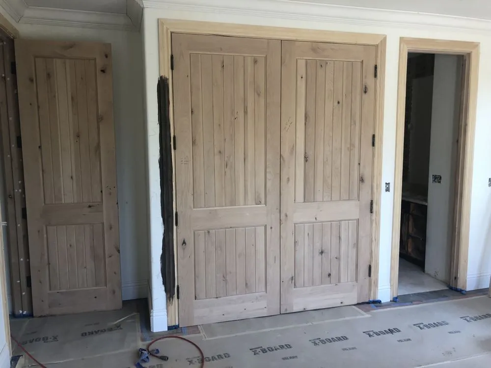 Professional wood fence service experts serving Norco, CA - Nikcon