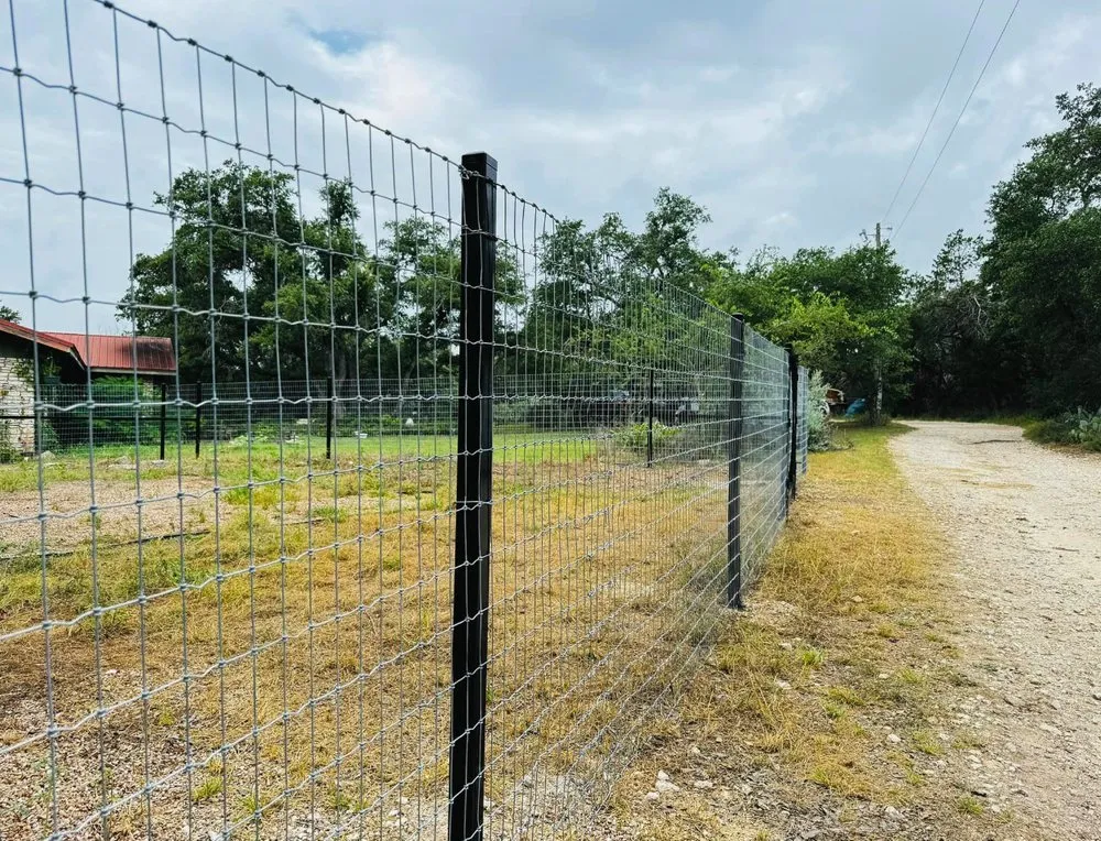 Trusted wood fence service experts serving Kyle, TX - NL Constructors