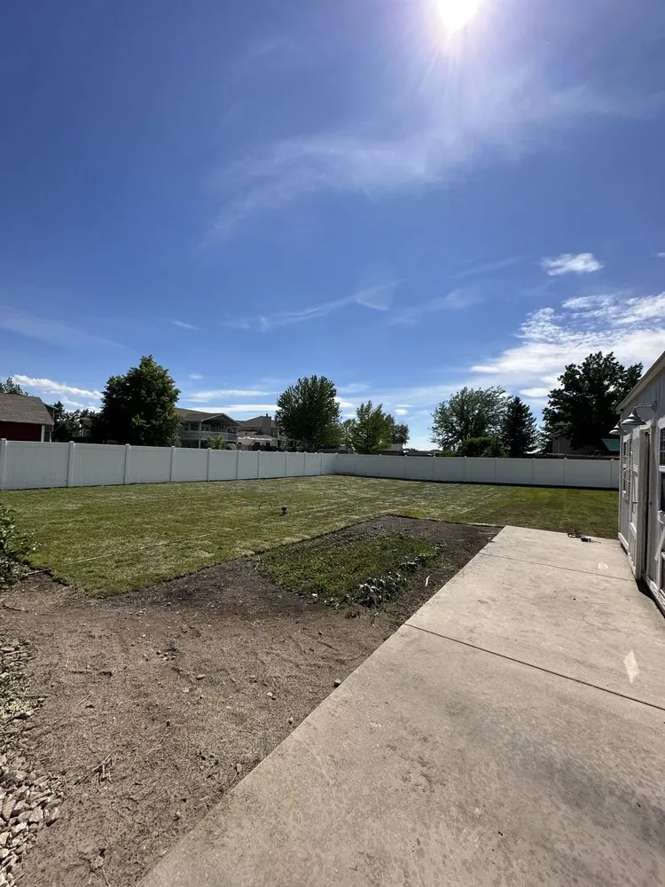 Quality privacy fencing experts serving Roy, UT - NUscapes