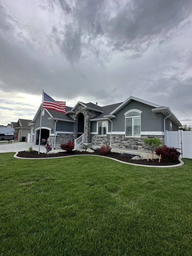 Quality fence repair for homes in Roy, UT by NUscapes