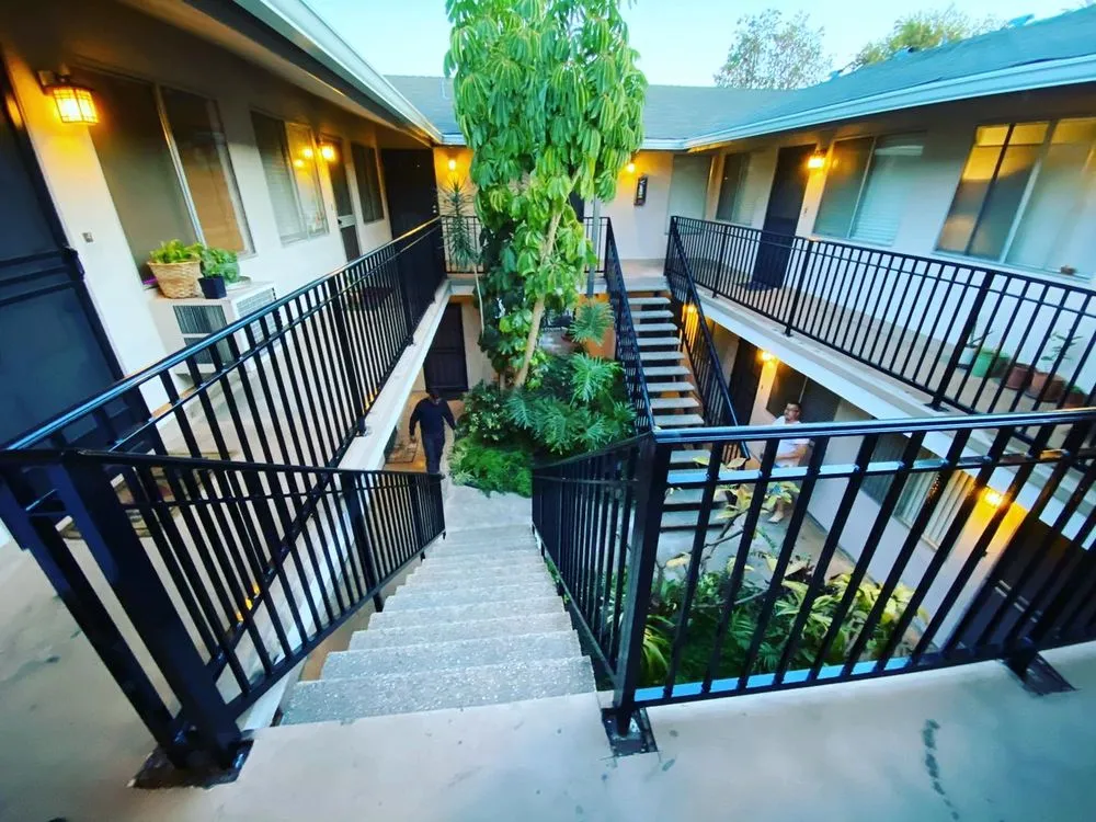 Affordable fence installation in Compton, CA by OSC-LA Certified Welding