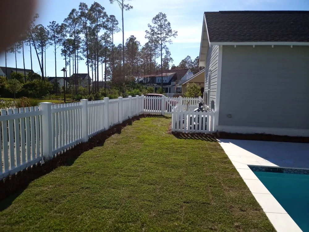 Top-rated chain link fencing for homes in Freeport, FL by PanstructionPro