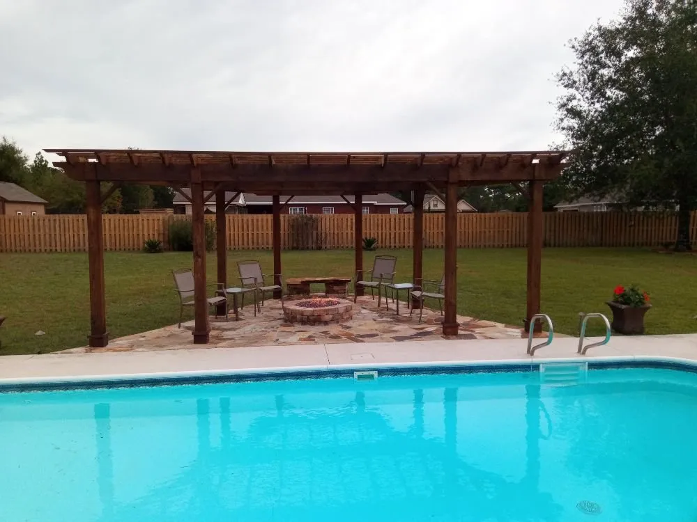 Professional fence installation for homes in Freeport, FL by PanstructionPro