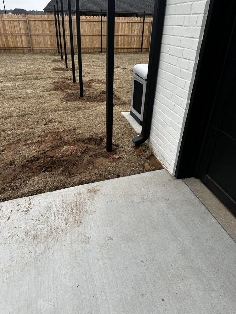 Expert vinyl fence installation in Tulsa, OK by Paradygm Development