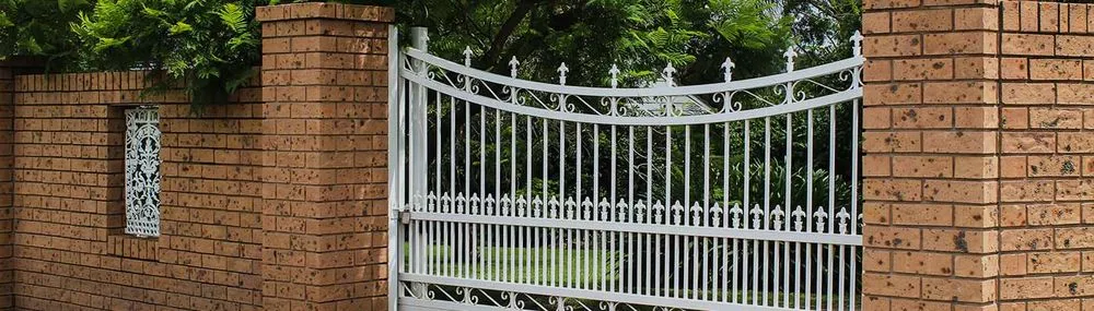 Professional chain link fencing in Denton, TX by Pexcon