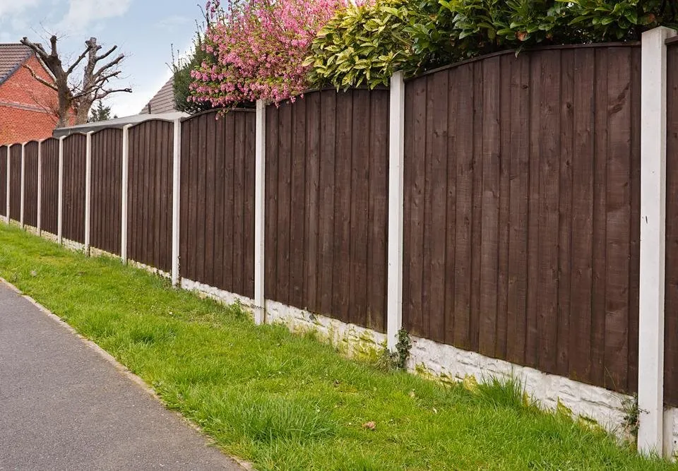 Reliable chain link fencing for homes in Denton, TX by Pexcon
