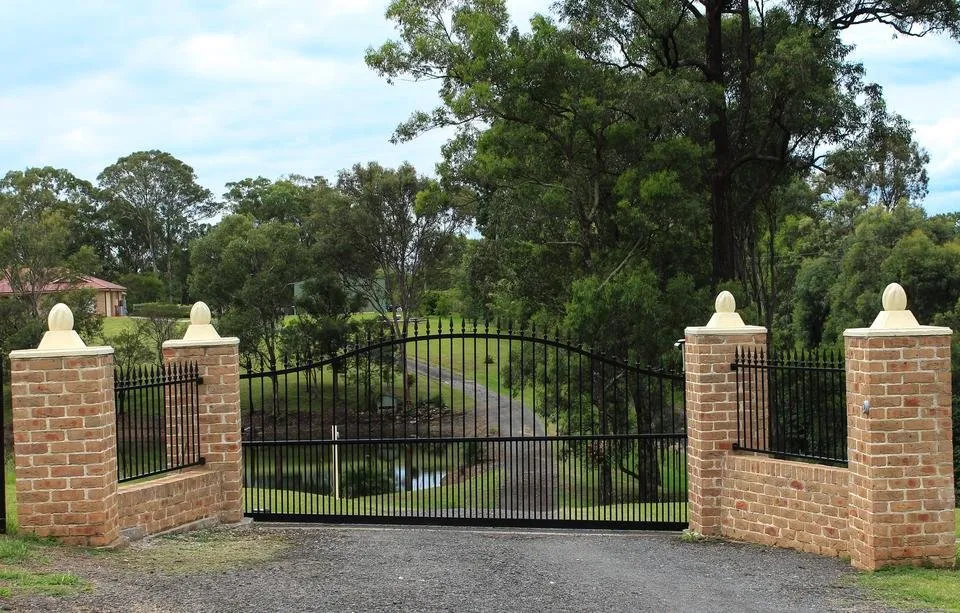 Quality fence installation in Denton, TX by Pexcon