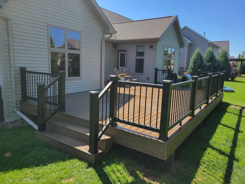 Professional wood fence service in Wrightstown, WI by Phoenix Decking