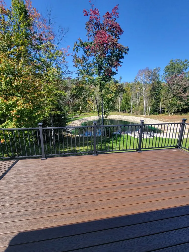 Trusted fence installation service in Wrightstown, WI - Phoenix Decking