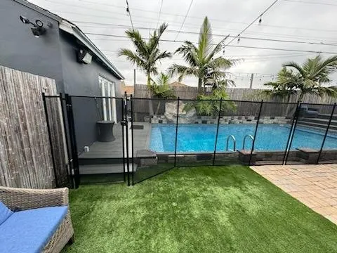 Affordable privacy fencing service in Anaheim, CA - Pool Recust