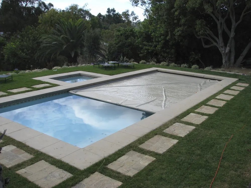Reliable vinyl fence installation in Riverside, CA by Poolsafe - Riverside